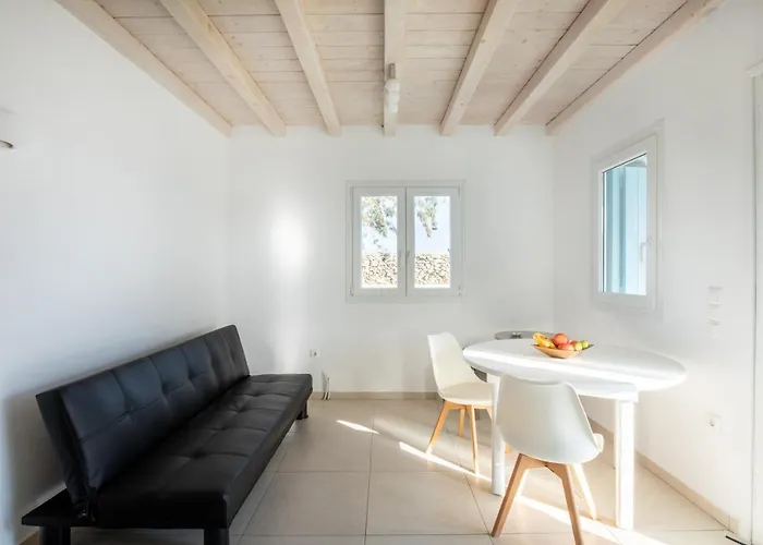 Alba Πάνορμος Μυκόνου